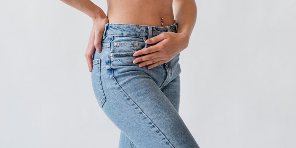 crop-female-legs-denim (cropped)